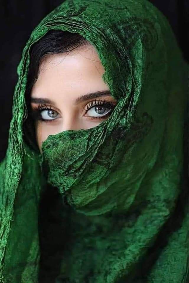 Beautiful Girl Eyes Pic DP