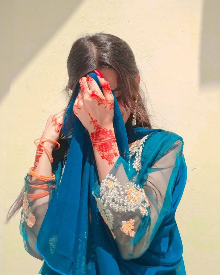 Hidden Face DP For Girls