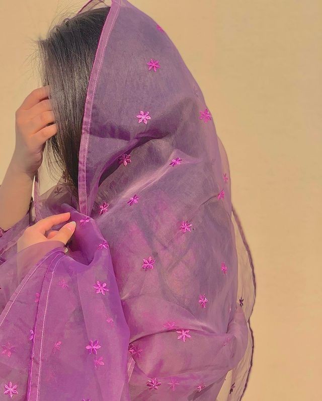 Hidden Face DP For Girls