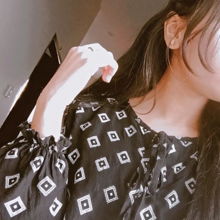 Hidden Face DP For Girls