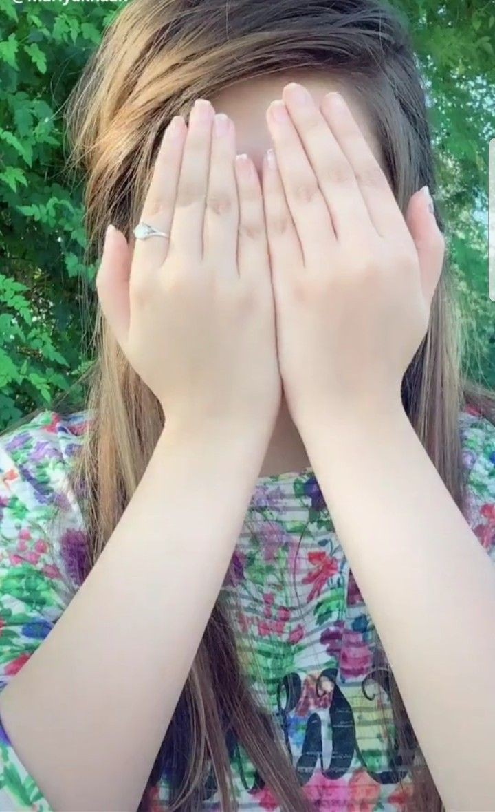 Hidden Face DP For Girls