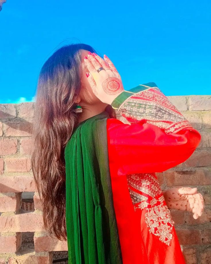 Hidden Face DP For Girls