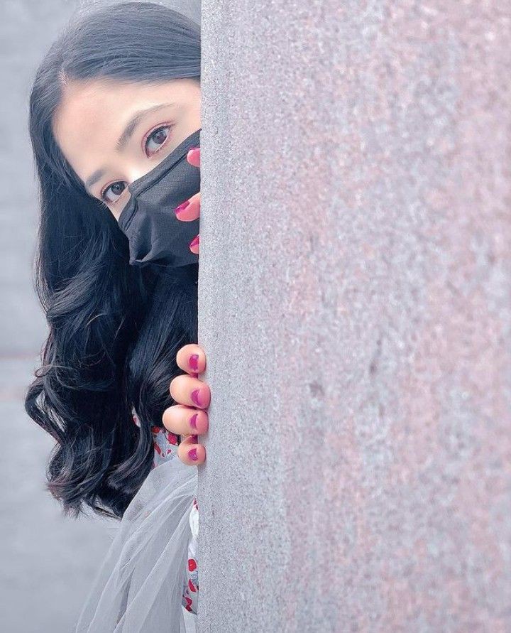 Hidden Face DP For Girls