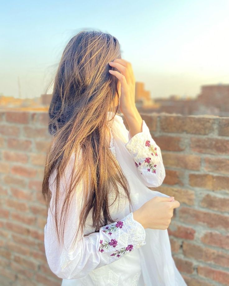 Hidden Face DP For Girls
