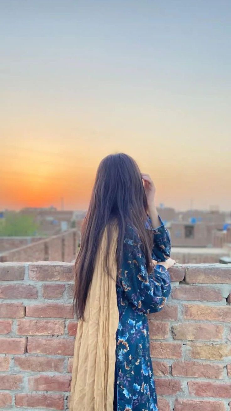 Hidden Face DP For Girls