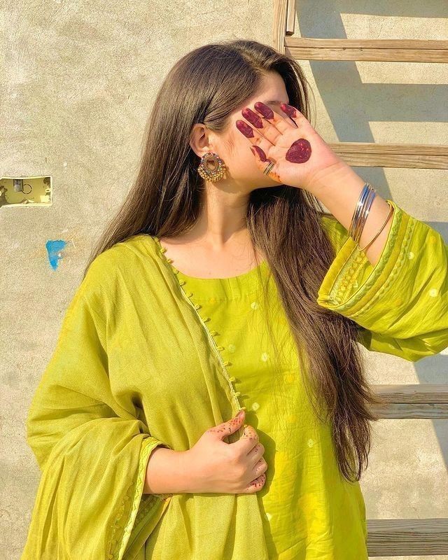Hidden Face DP For Girls