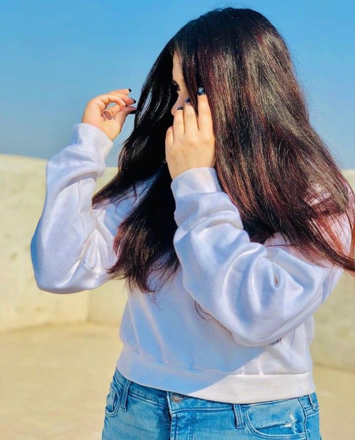 Hidden Face DP For Girls