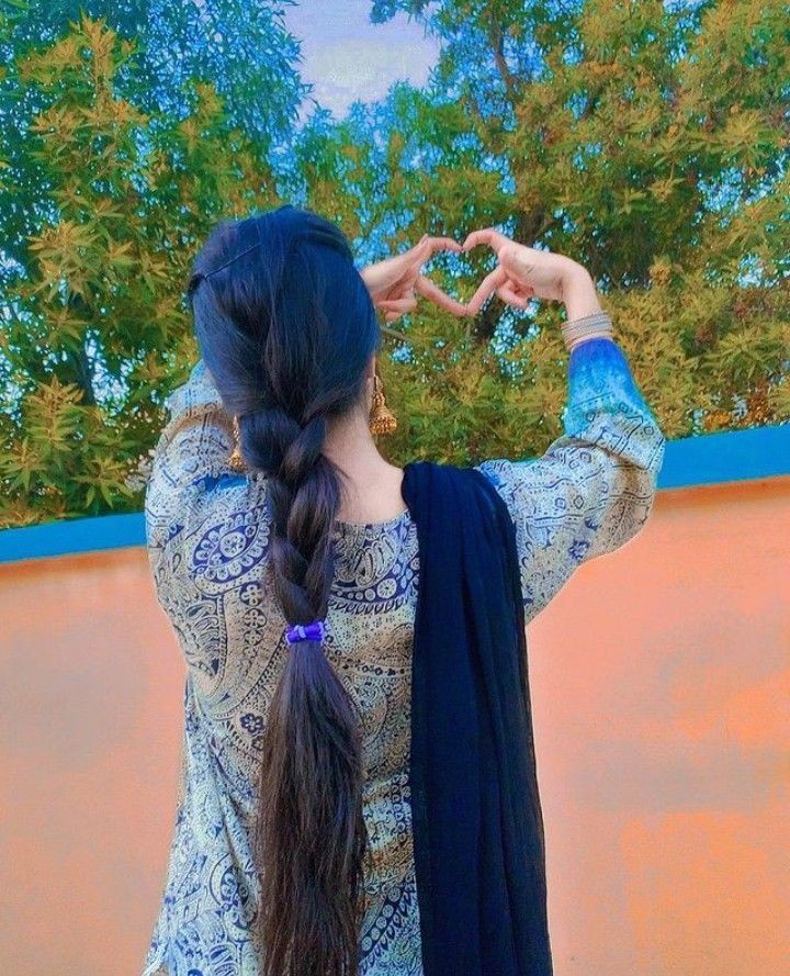 Hidden Face DP For Girls