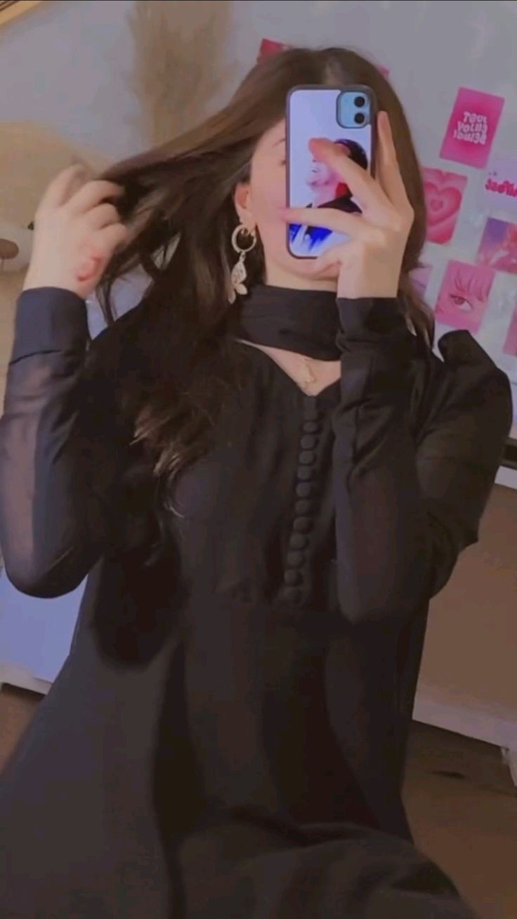 Hidden Face Girl Pic