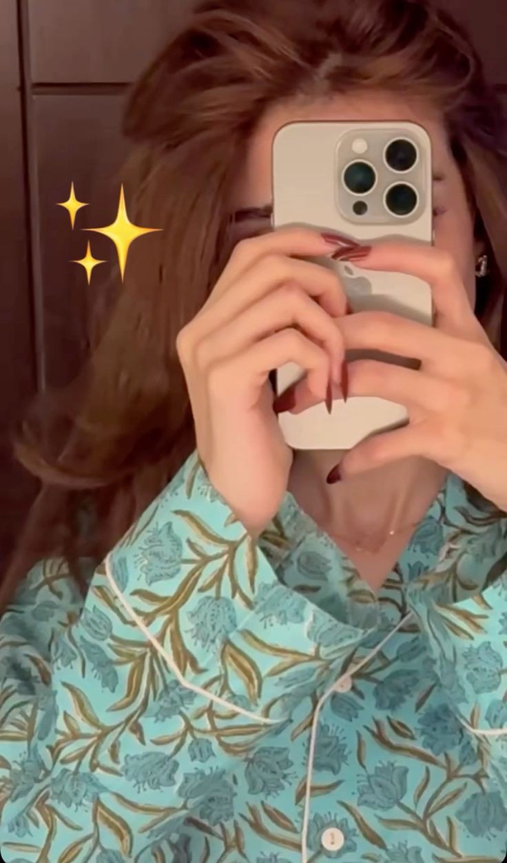 Hidden Face Girl Pic