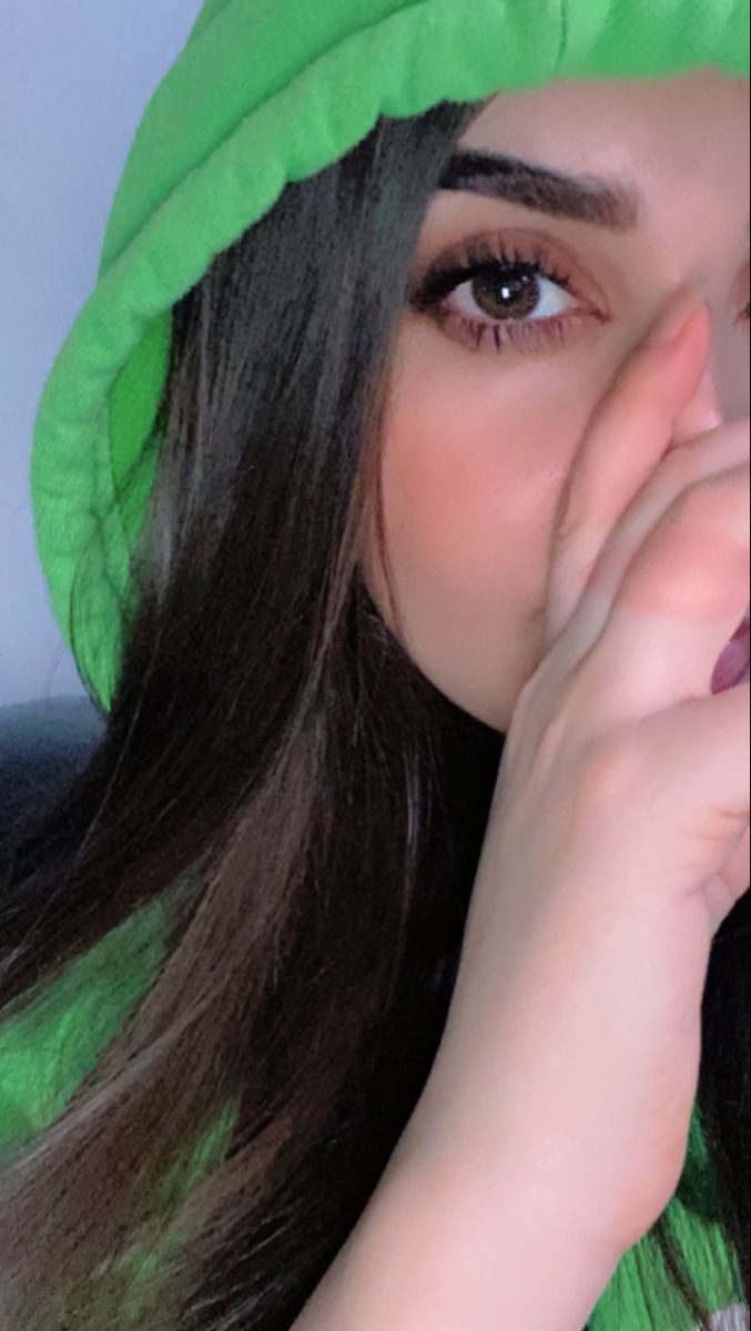 Hidden Face Girl Pic