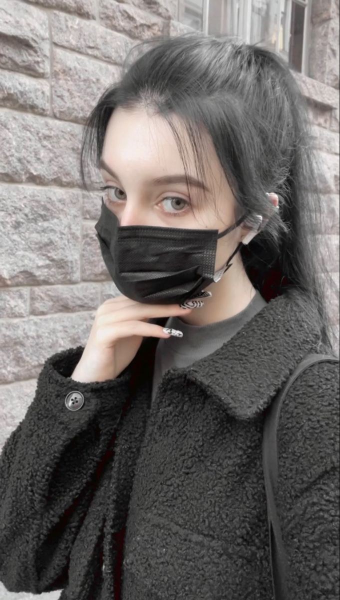 Hidden Face Girl Pic