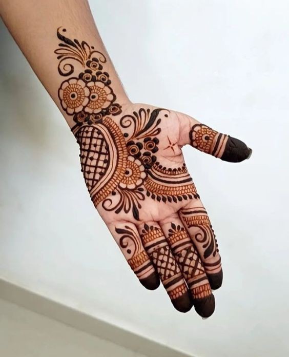 Simple Mehndi Designs Photos Simple Mehndi Designs Photos