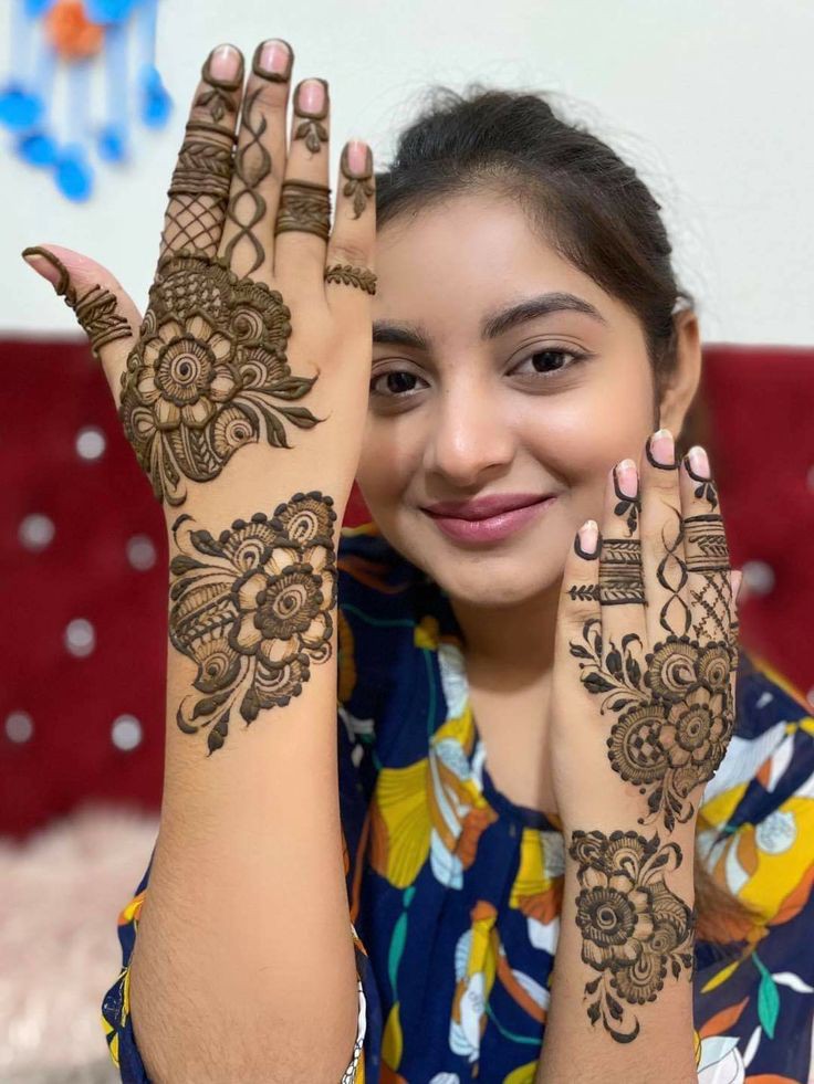 Simple Mehndi Designs Photos Simple Mehndi Designs Photos