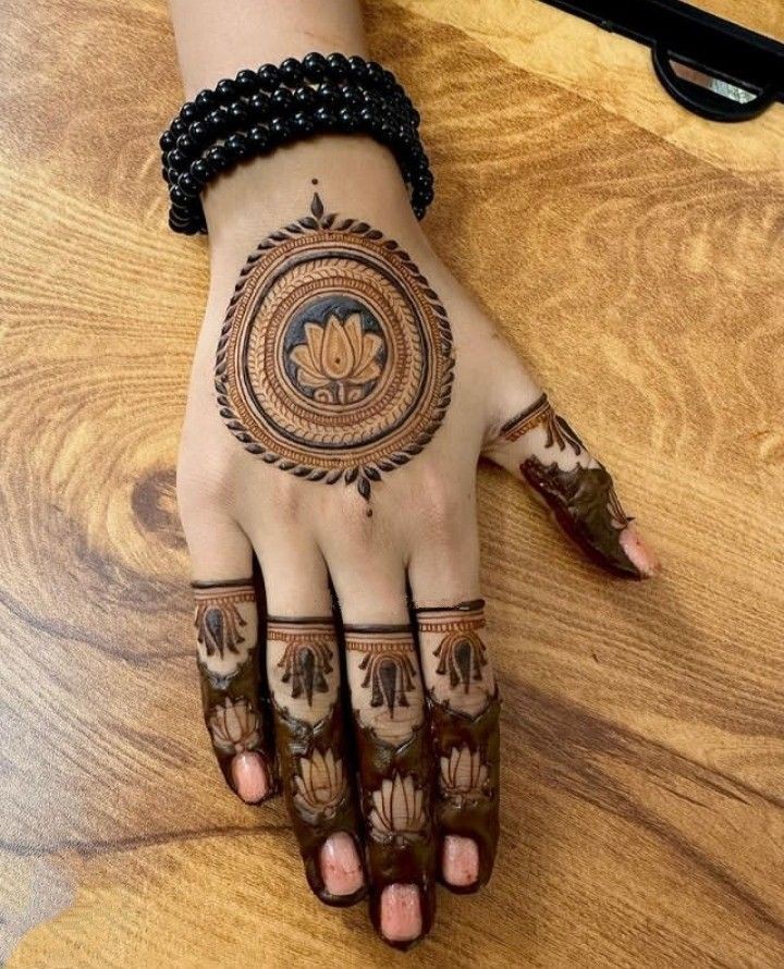 Simple Mehndi Designs Photos Simple Mehndi Designs Photos