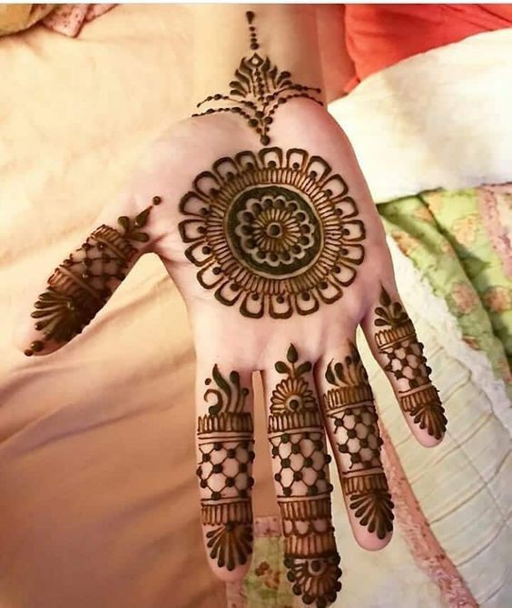 Simple Mehndi Designs Photos Simple Mehndi Designs Photos